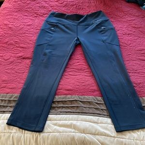 Eddie Bauer women’s capri legging